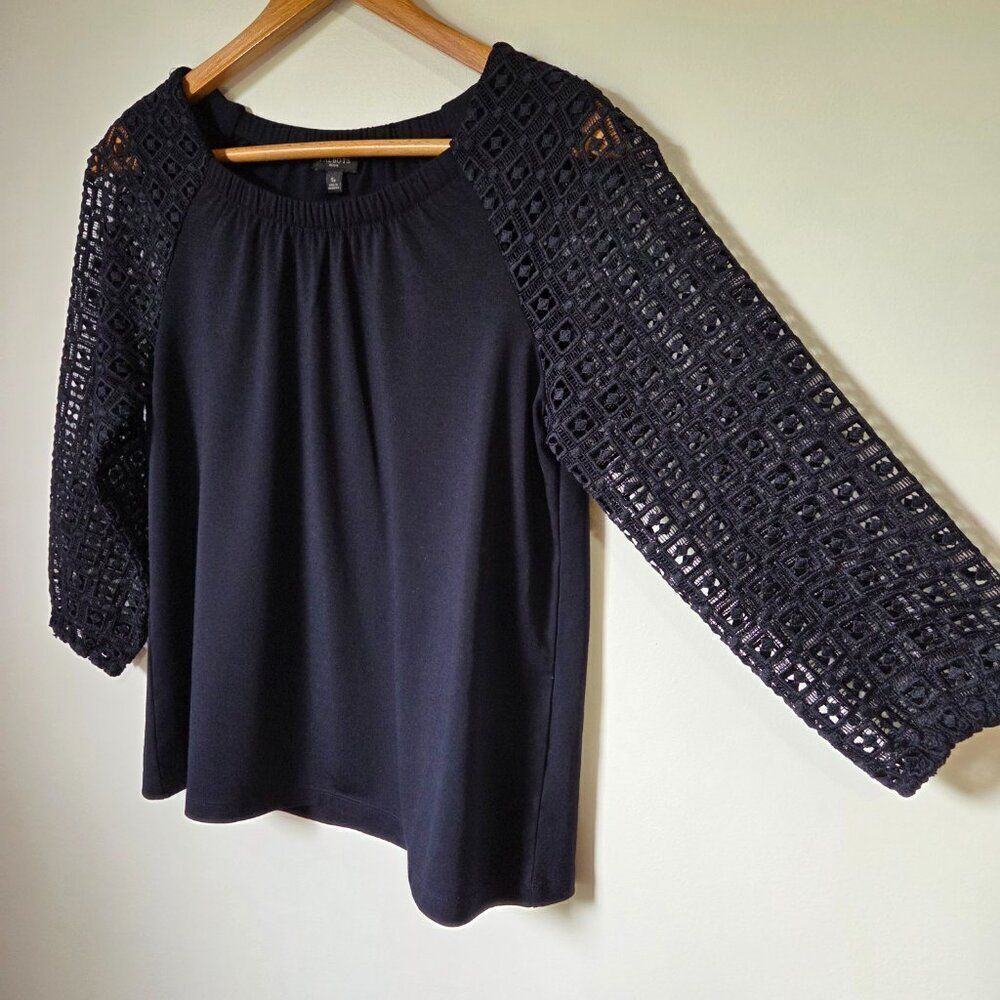 LIKE NEW TALBOTS PETITES NAVY BLUE BOATNECK LACE SLEEVES TOP SIZE SMALL PETITE